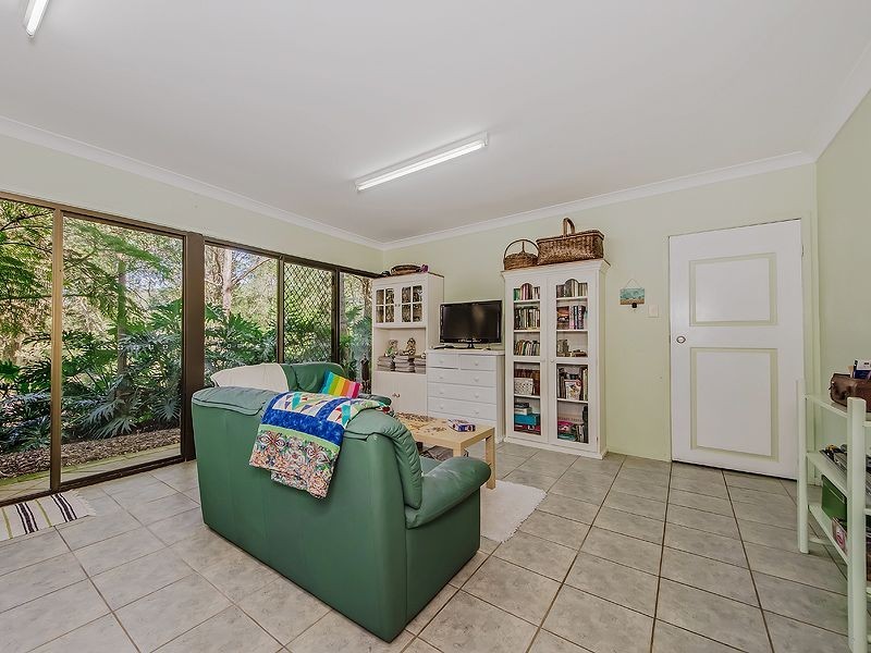 19 Monday Dr, Tallebudgera Valley QLD 4228