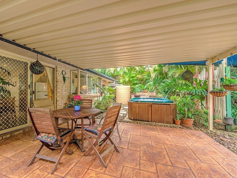 28 Tuena Street, Mudgeeraba QLD 4213