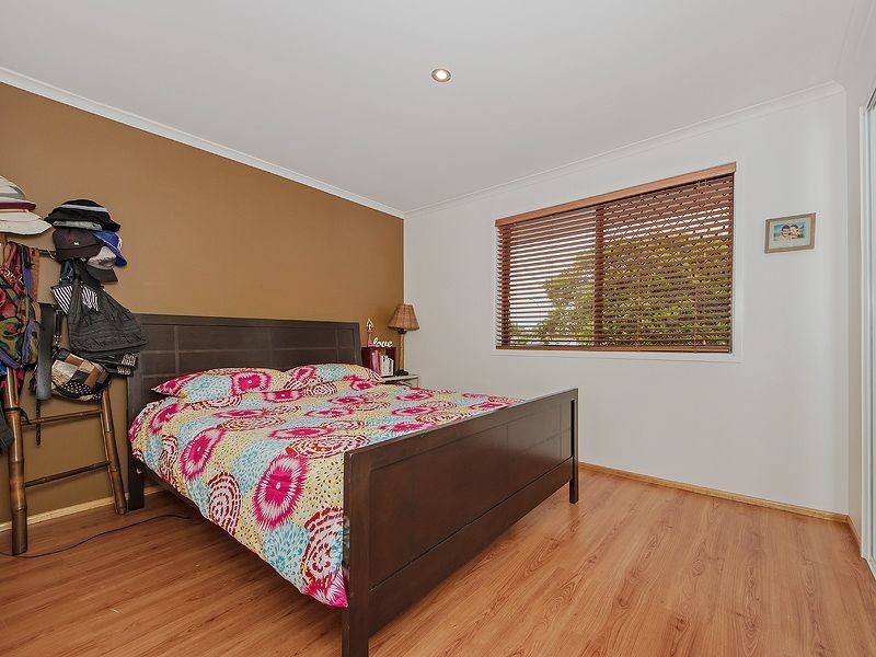 8/5 Galeen Dr, Burleigh Waters QLD 4220