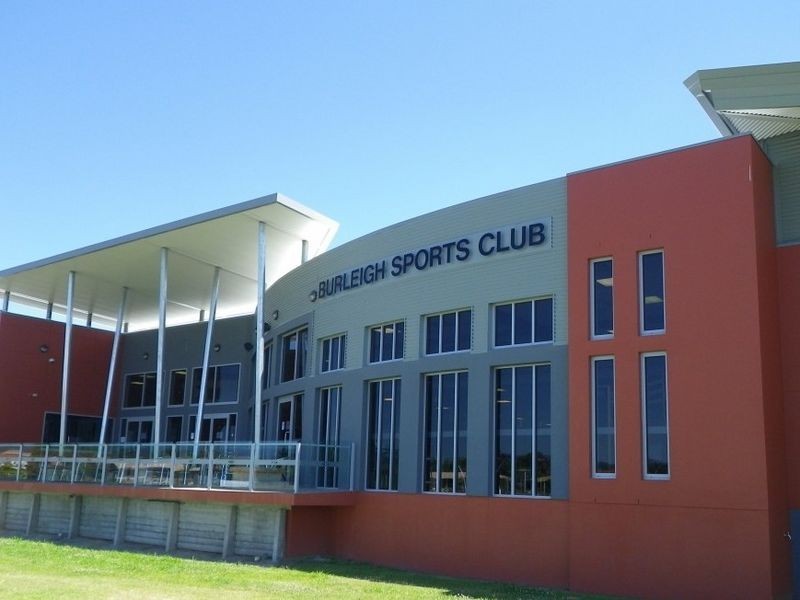 8/5 Galeen Dr, Burleigh Waters QLD 4220