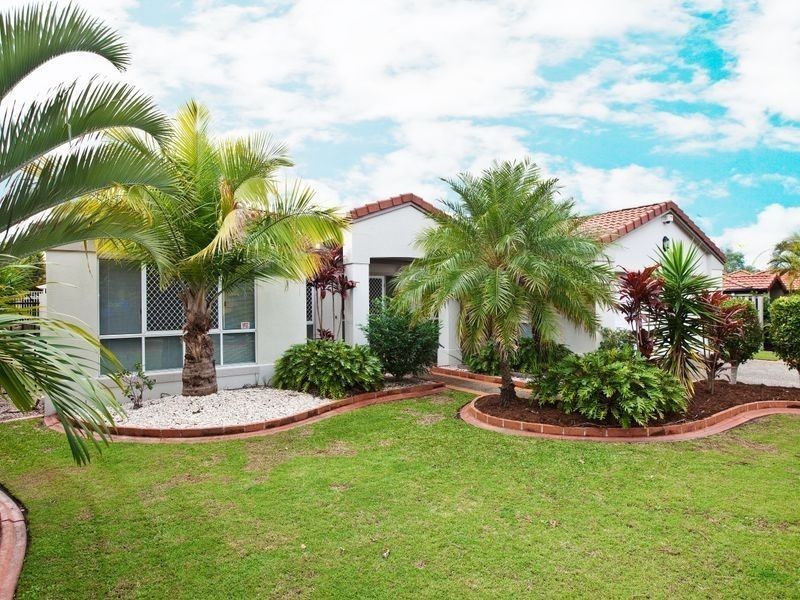 22 Beckington Tce, Mudgeeraba QLD 4213