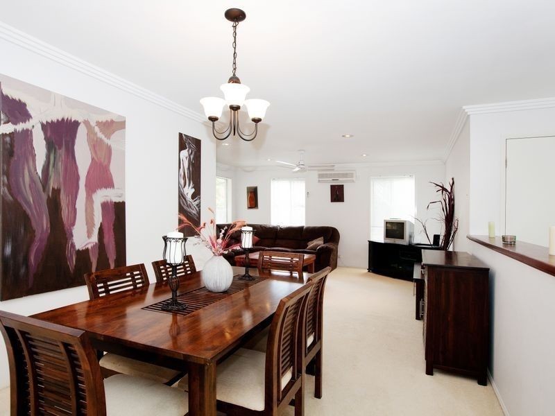 22 Beckington Tce, Mudgeeraba QLD 4213