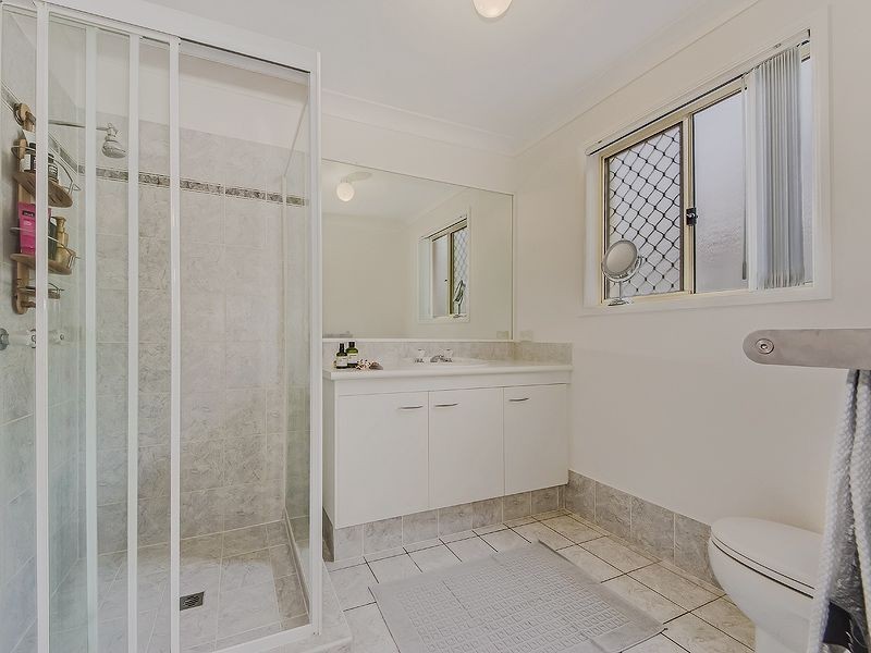 6 Exmoor St, Mudgeeraba QLD 4213