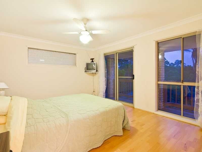 148 Ocean Parade, Burleigh Heads QLD 4220