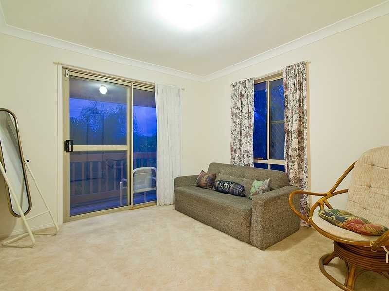 148 Ocean Parade, Burleigh Heads QLD 4220