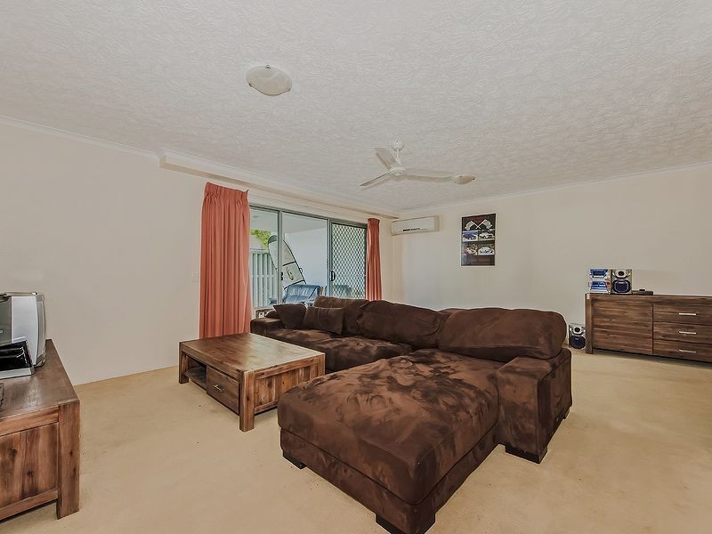 2/1880 Gold Coast Highway, Burleigh Heads QLD 4220