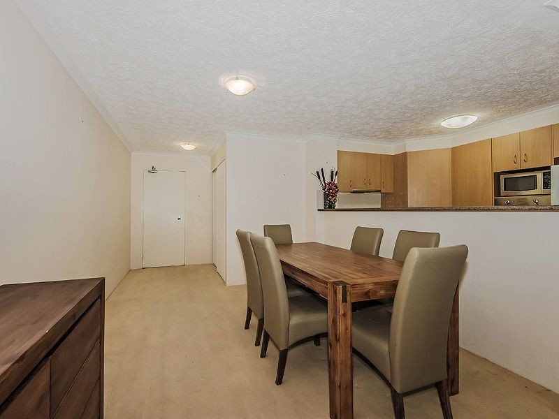 2/1880 Gold Coast Highway, Burleigh Heads QLD 4220