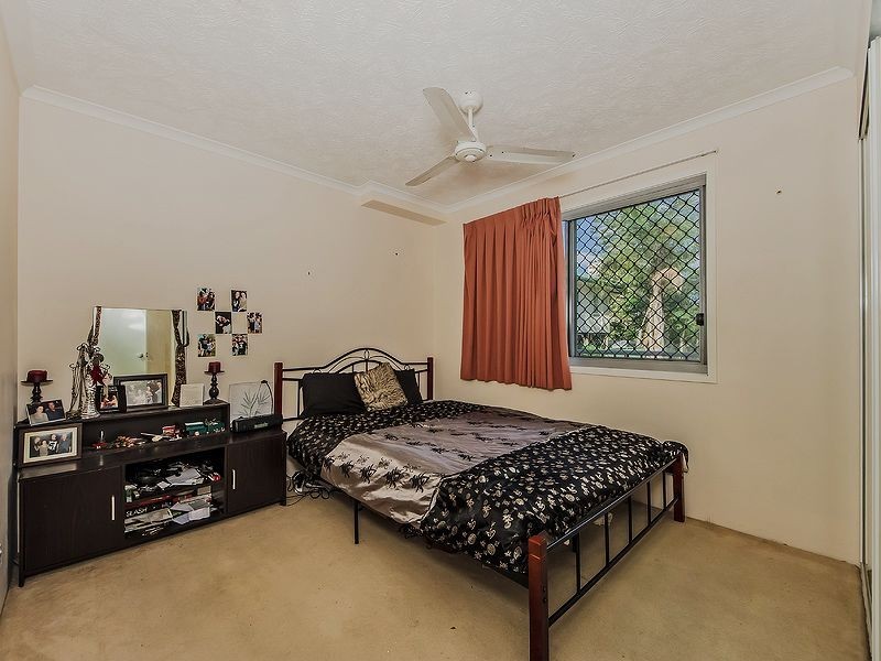 2/1880 Gold Coast Highway, Burleigh Heads QLD 4220