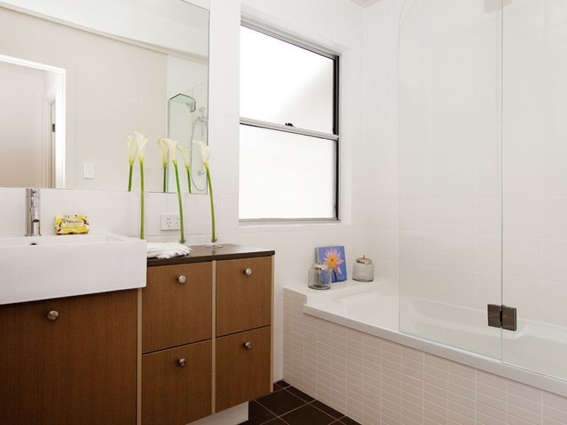 Villas/45 Lancashire Dr, Mudgeeraba QLD 4213