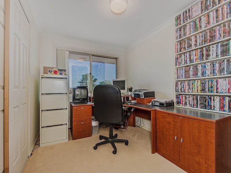 12 Pintail Cr, Burleigh Waters QLD 4220