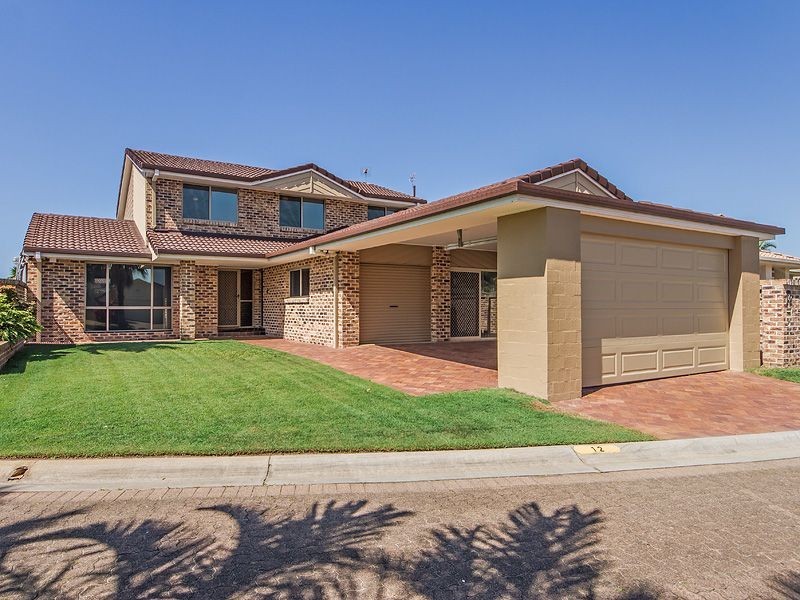 12 Pintail Cr, Burleigh Waters QLD 4220