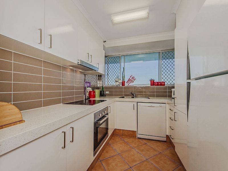 5/70 Marine Parade, Coolangatta QLD 4225