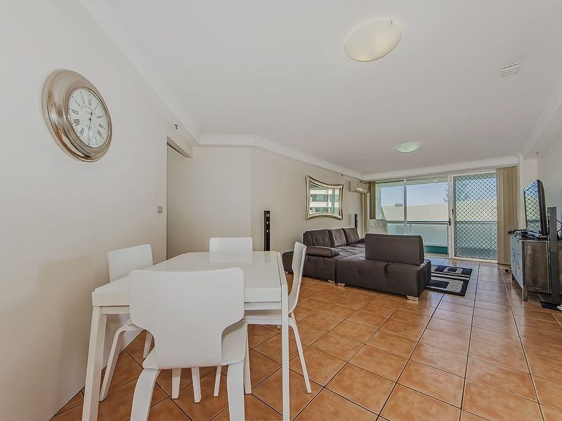 5/70 Marine Parade, Coolangatta QLD 4225