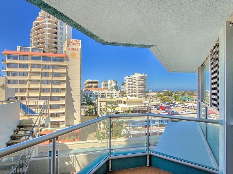 5/70 Marine Parade, Coolangatta QLD 4225