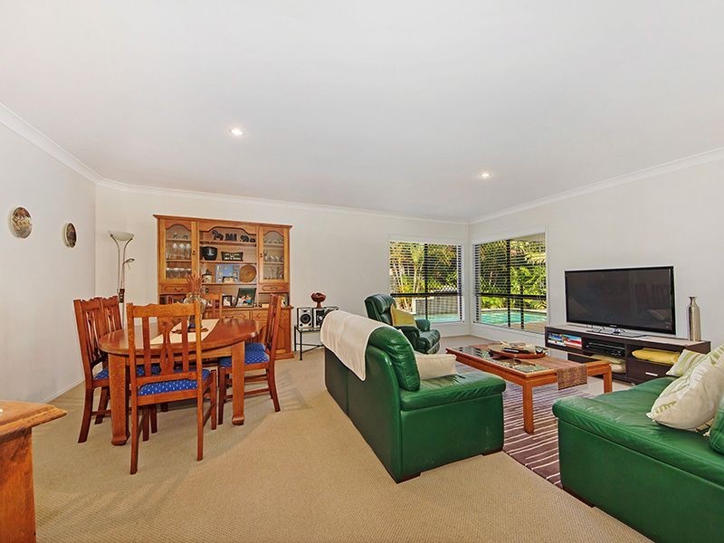 21 Tropicana Cct, Burleigh Waters QLD 4220