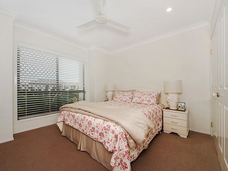 21 Tropicana Cct, Burleigh Waters QLD 4220