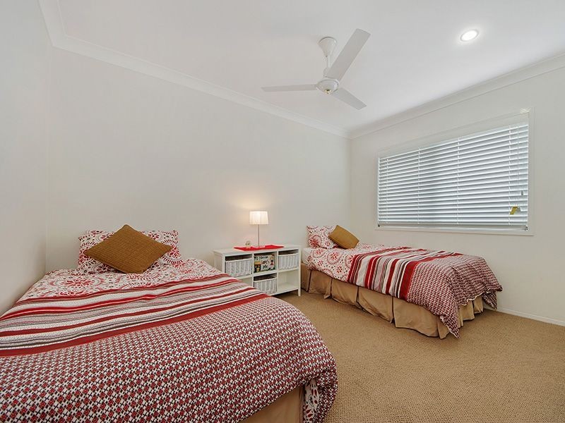 21 Tropicana Cct, Burleigh Waters QLD 4220