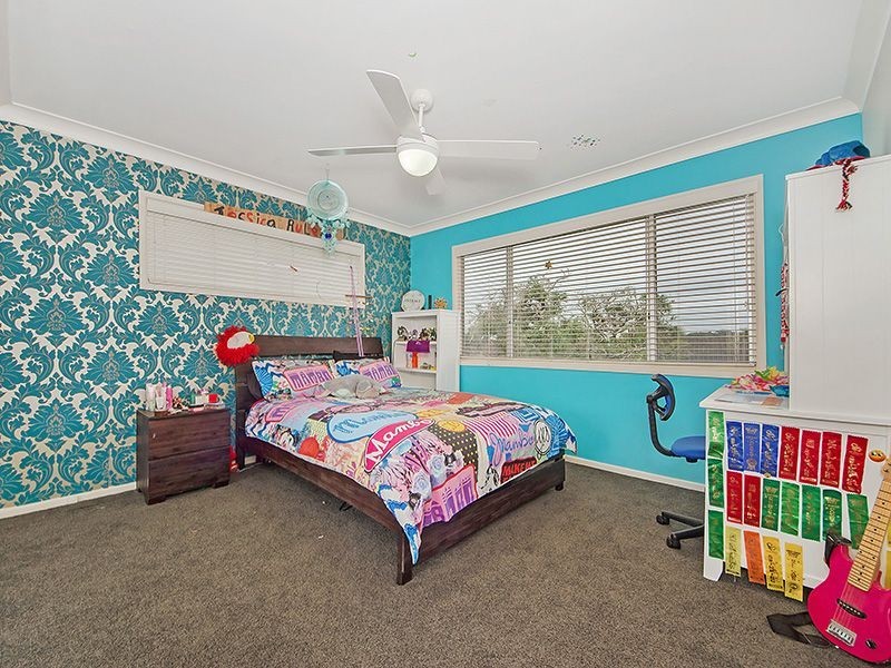 20 Bellbird Av, Burleigh Waters QLD 4220