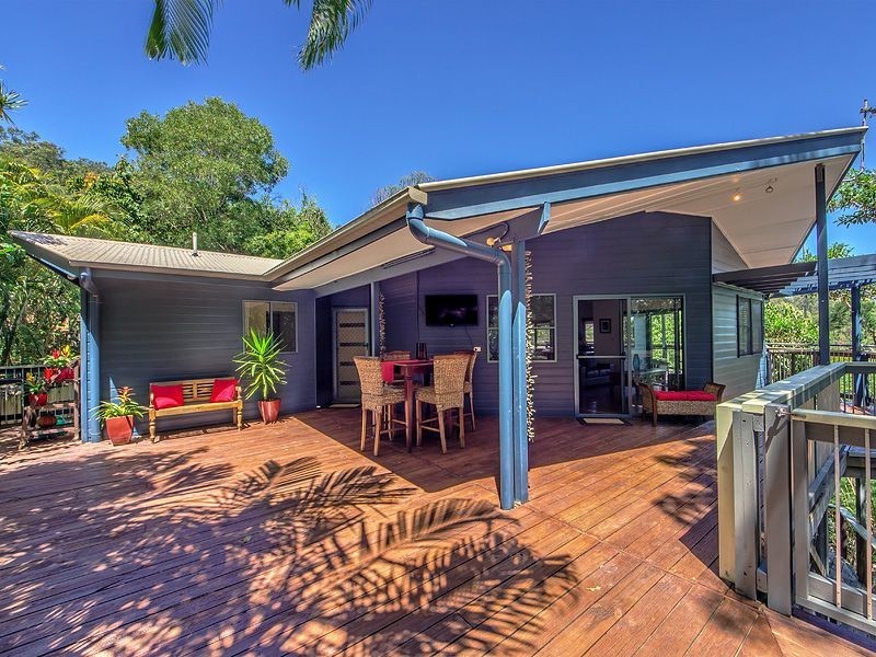 120 Valley Dr, Tallebudgera QLD 4228
