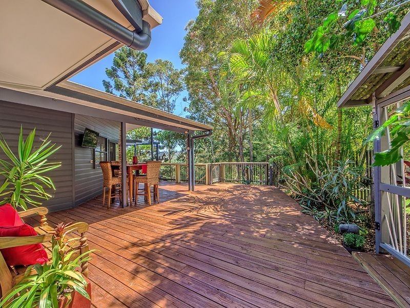 120 Valley Dr, Tallebudgera QLD 4228