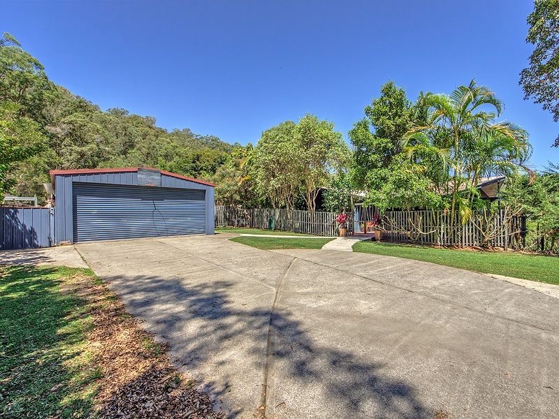 120 Valley Dr, Tallebudgera QLD 4228