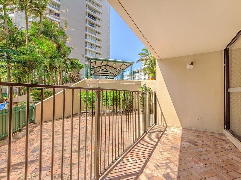 2/1941 Gold Coast Highway, Burleigh Heads QLD 4220