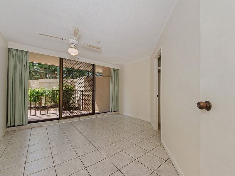 2/1941 Gold Coast Highway, Burleigh Heads QLD 4220
