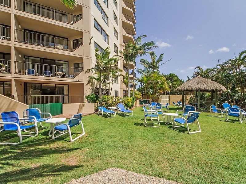 2/1941 Gold Coast Highway, Burleigh Heads QLD 4220