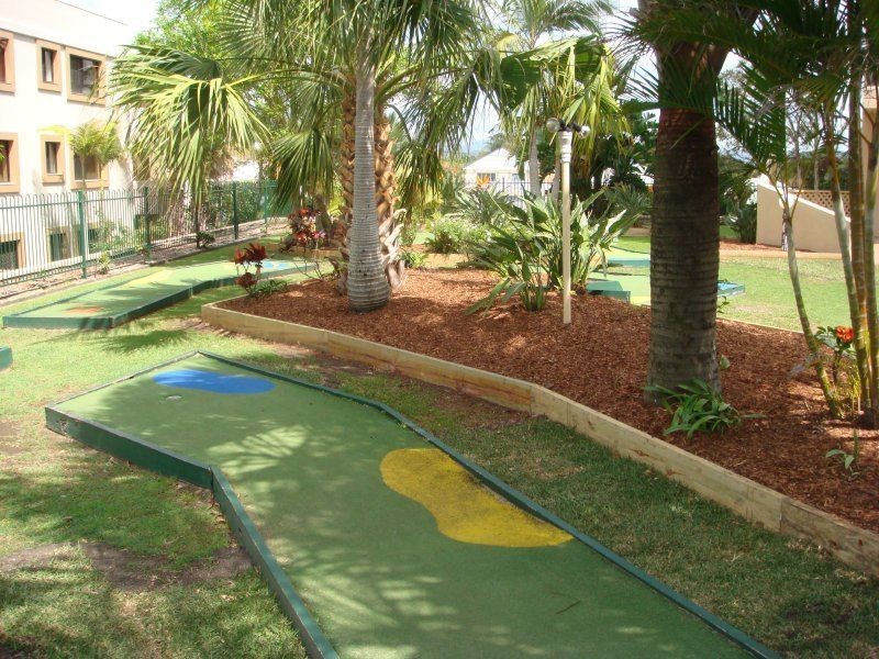 2/1941 Gold Coast Highway, Burleigh Heads QLD 4220