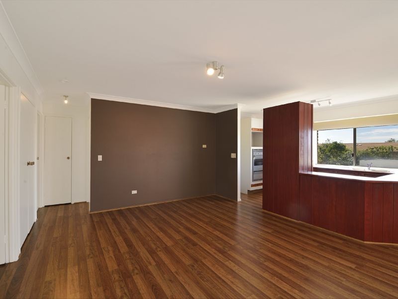 8/11 Fourteenth Av, Palm Beach QLD 4221