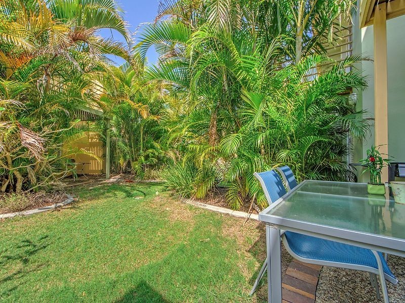 156/215 Cottesloe Drive, Mermaid Waters QLD 4218