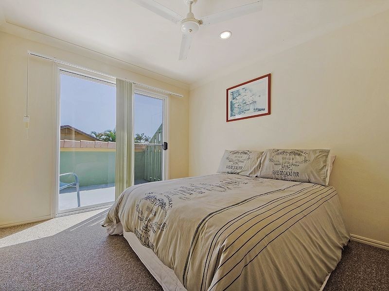 156/215 Cottesloe Drive, Mermaid Waters QLD 4218
