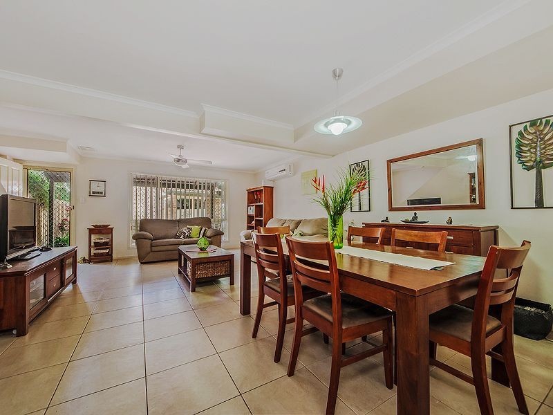 12/18 Bottlewood Ct, Burleigh Waters QLD 4220