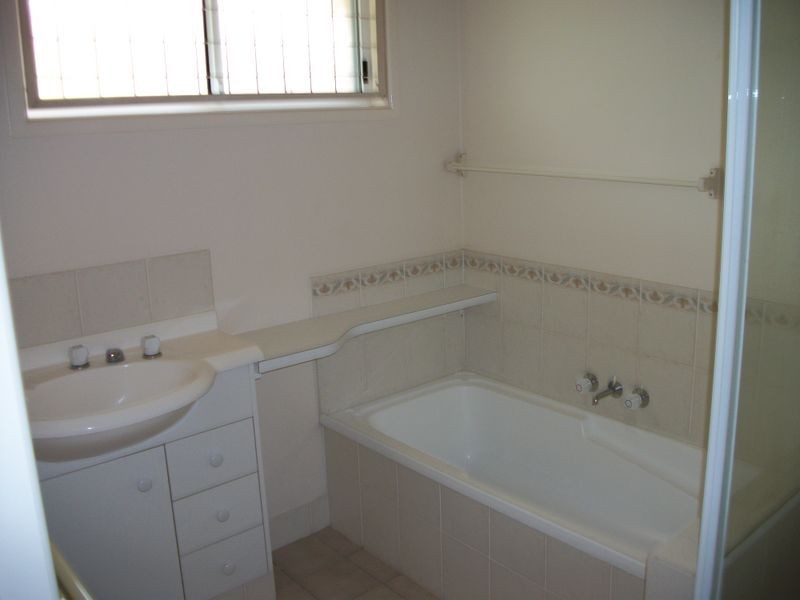 22 Summerwine St, Burleigh Waters QLD 4220