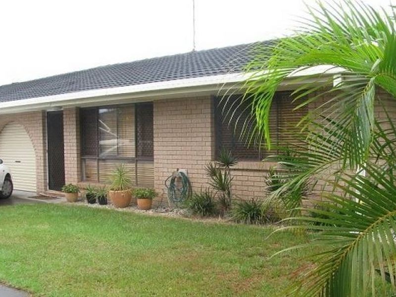 1/68 Dawn Parade, Miami QLD 4220