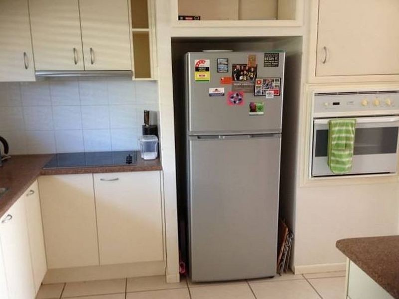 1/68 Dawn Parade, Miami QLD 4220