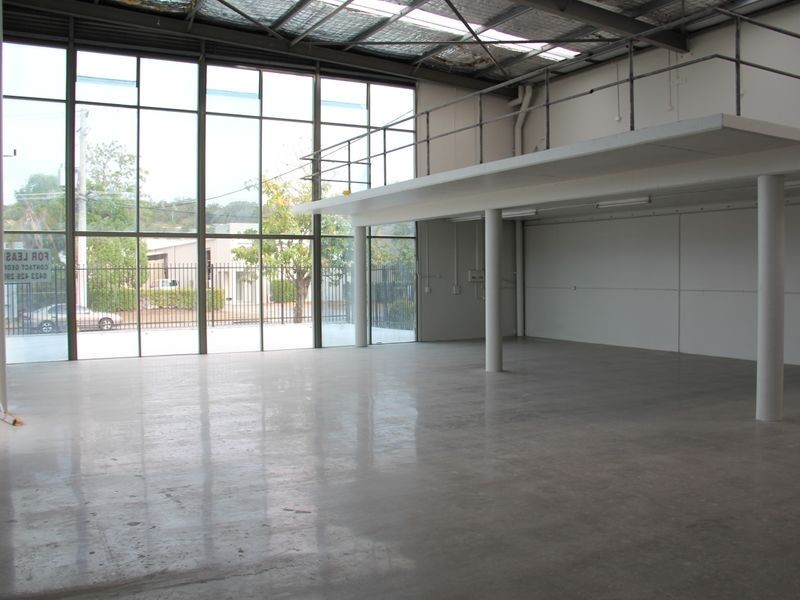 1/11 Hutchinson St, Burleigh Heads QLD 4220