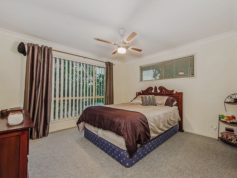 89 Merridown Drive, Merrimac QLD 4226