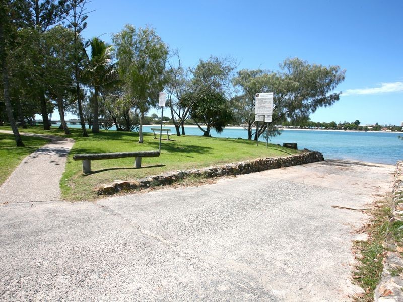 3 Parnoo Avenue, Burleigh Heads QLD 4220