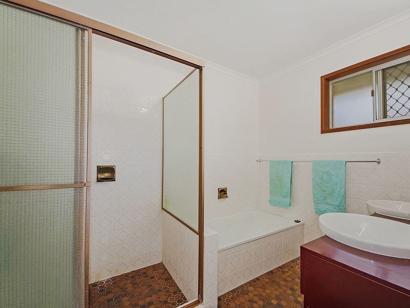 3 Parnoo Avenue, Burleigh Heads QLD 4220