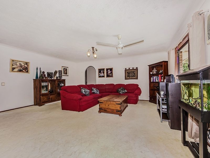 1/65 Treeview Dr, Burleigh Waters QLD 4220