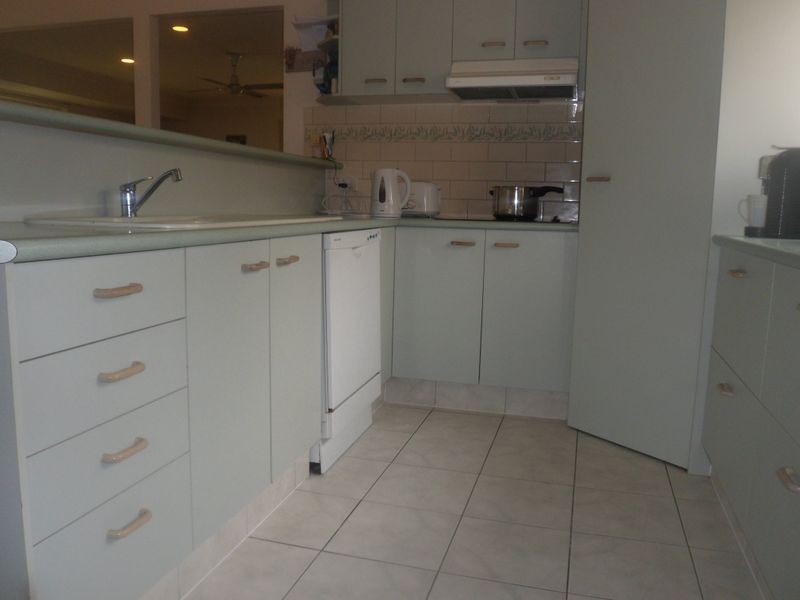 4 St Lucia Ct, Varsity Lakes QLD 4227