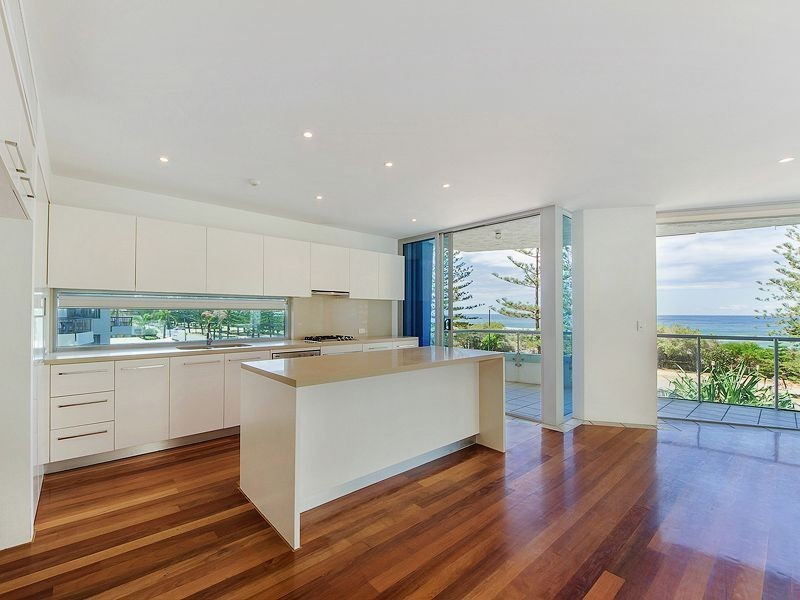 3/112 The Esplanade, Burleigh Heads QLD 4220