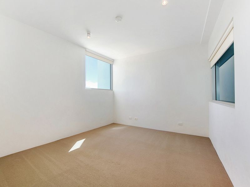 3/112 The Esplanade, Burleigh Heads QLD 4220