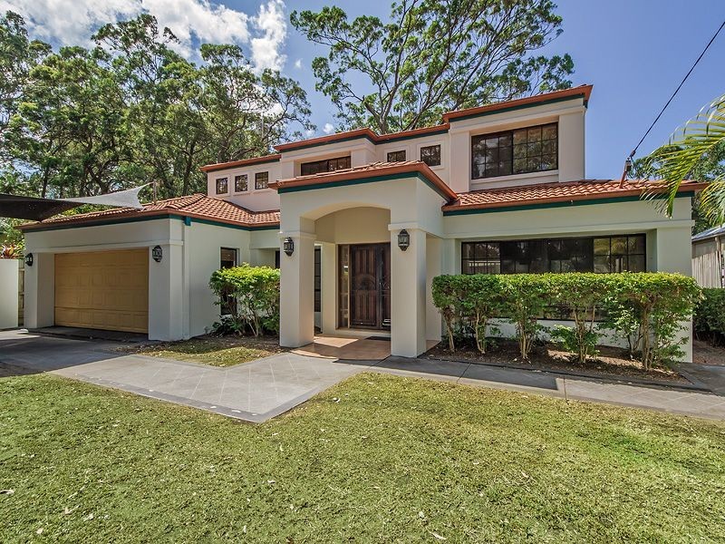 15 Skyline Terrace, Burleigh Heads QLD 4220