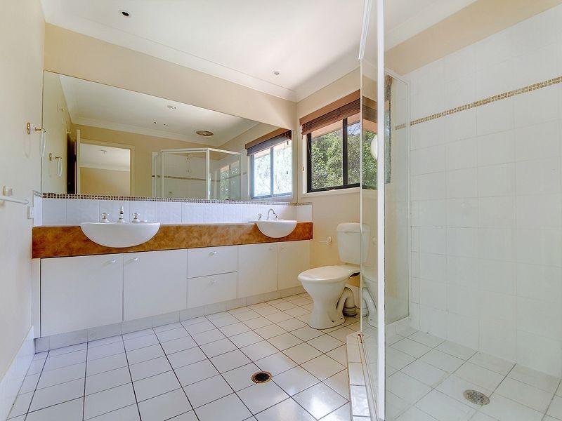 15 Skyline Terrace, Burleigh Heads QLD 4220