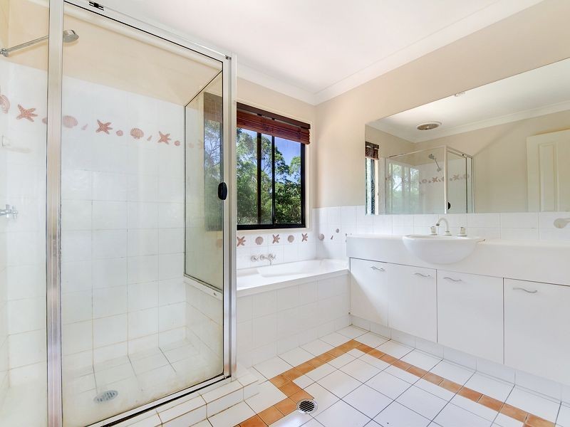 15 Skyline Terrace, Burleigh Heads QLD 4220