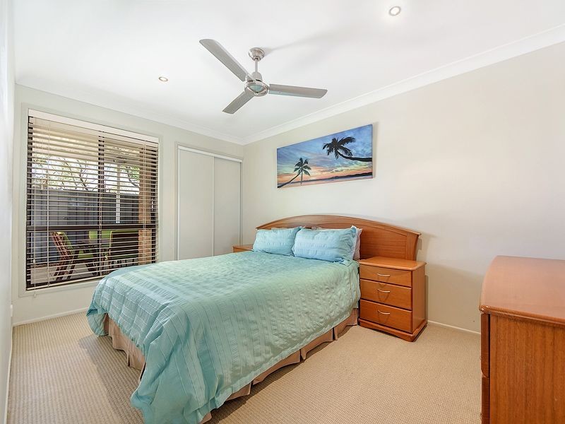 2/44 Mojave Dr, Burleigh Waters QLD 4220
