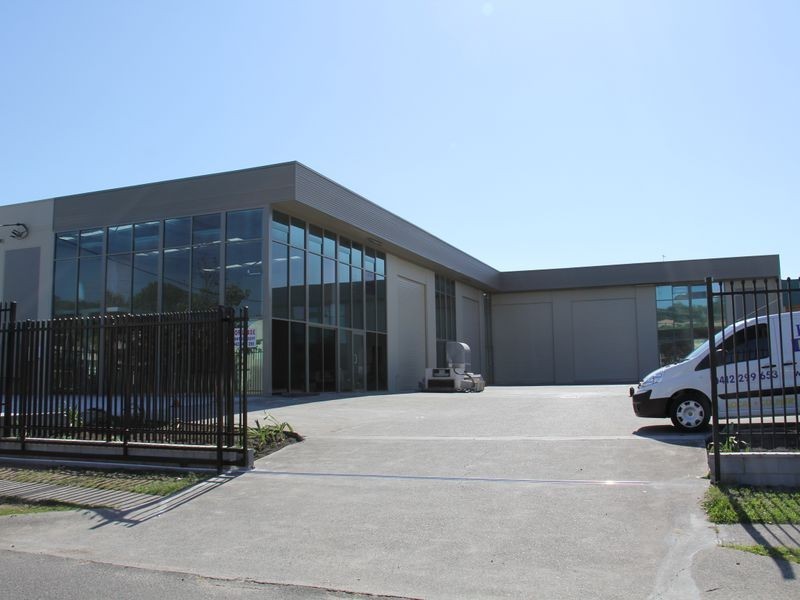 2/11 Hutchinson St, Burleigh Heads QLD 4220