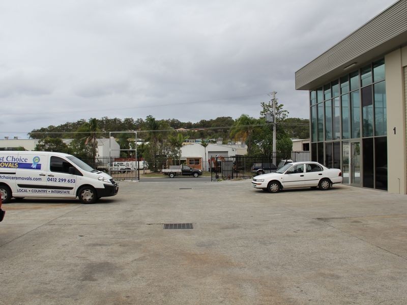 2/11 Hutchinson St, Burleigh Heads QLD 4220